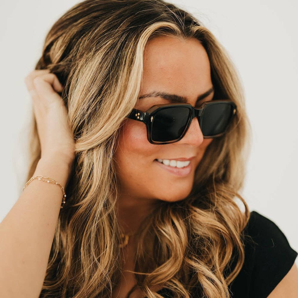 Square-frame sunglasses in a tortoise and black finish