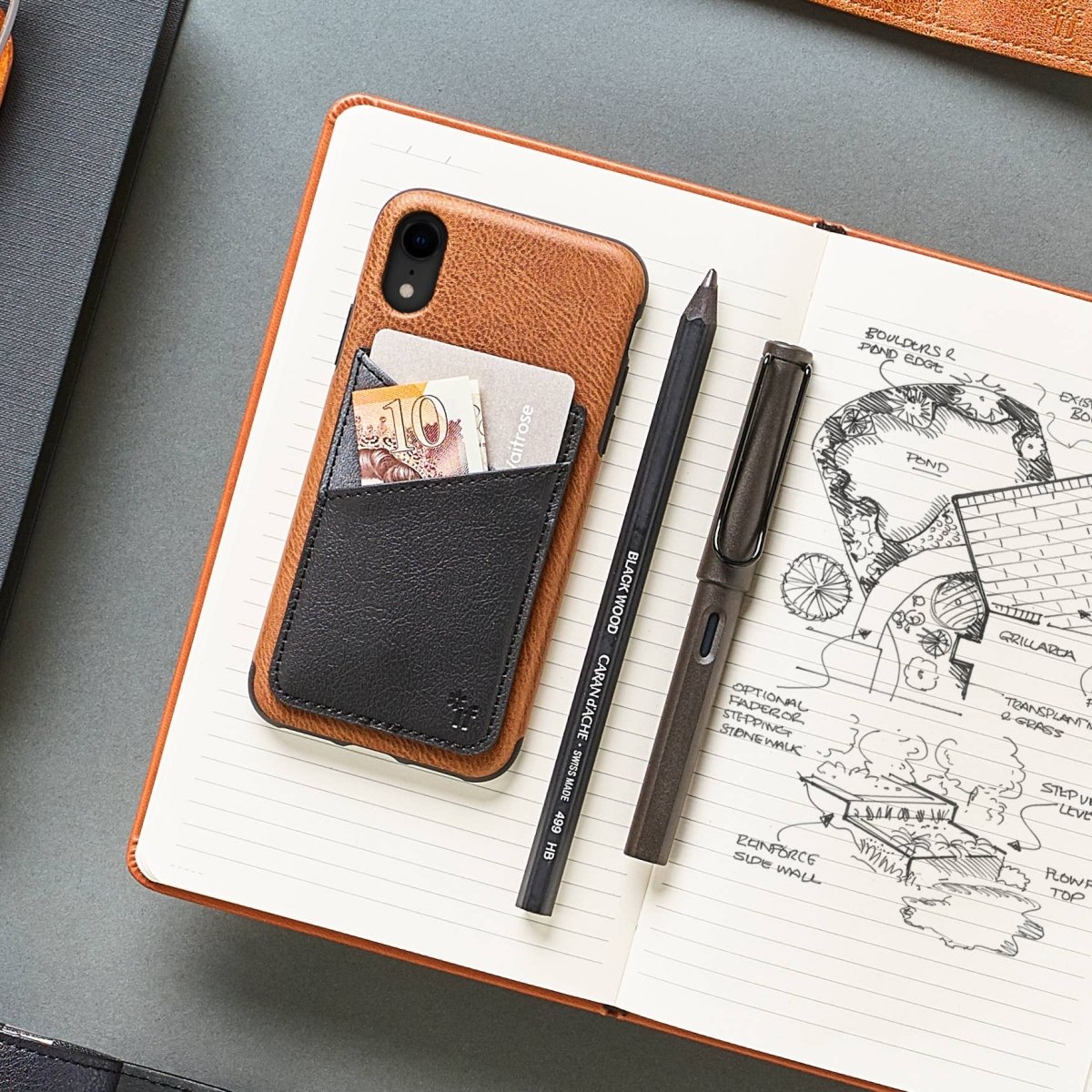 Bookaroo Phone Pocket: Gold - Pages & Parcels
