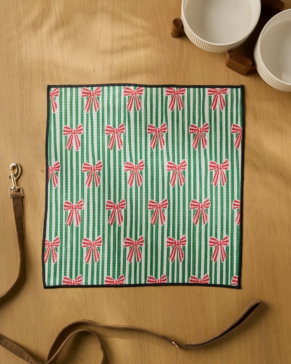 Ribbon Toss Paw Towel - Holiday 2026 - Pages & Parcels