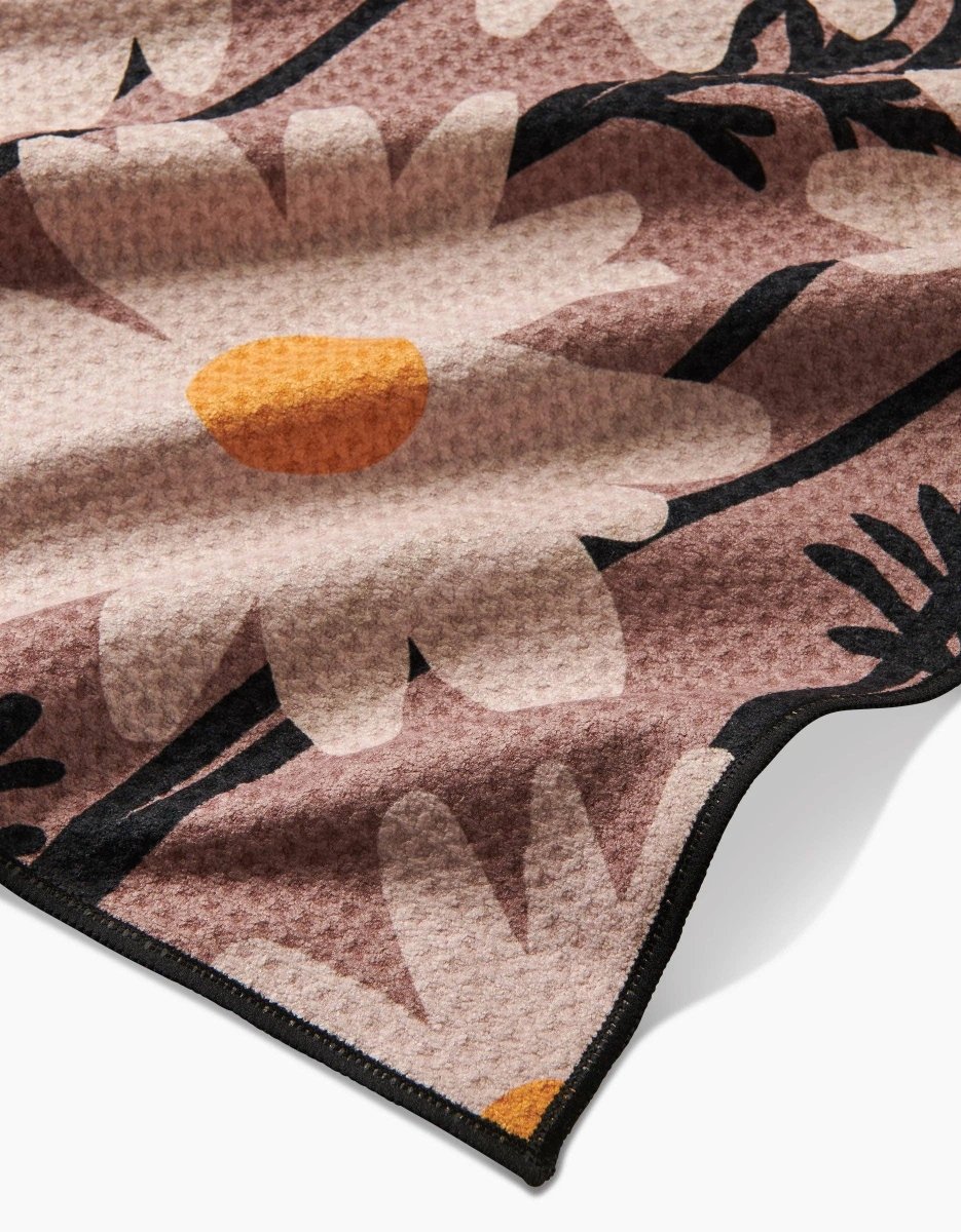 Sweet Daisies Dog Towel - Pages & Parcels