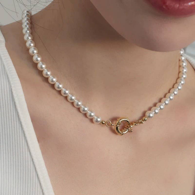Tarnish-free stainless steel chain necklace with charm spring clasp