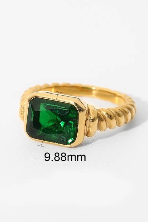 Tarnish-free stainless steel ring with rhinestone band