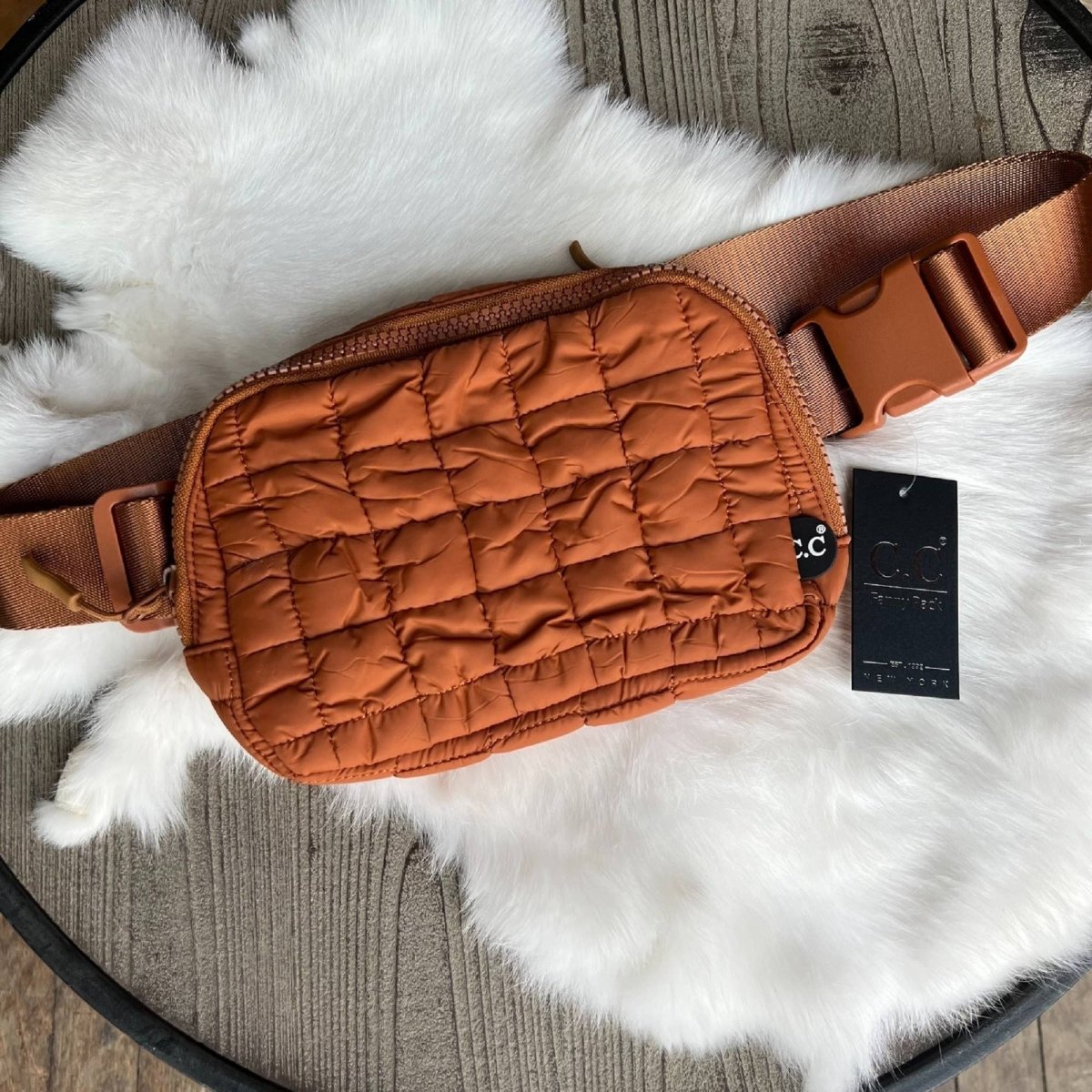 Tina Puffer Quilted Fanny Pack: Lavender - Pages & Parcels